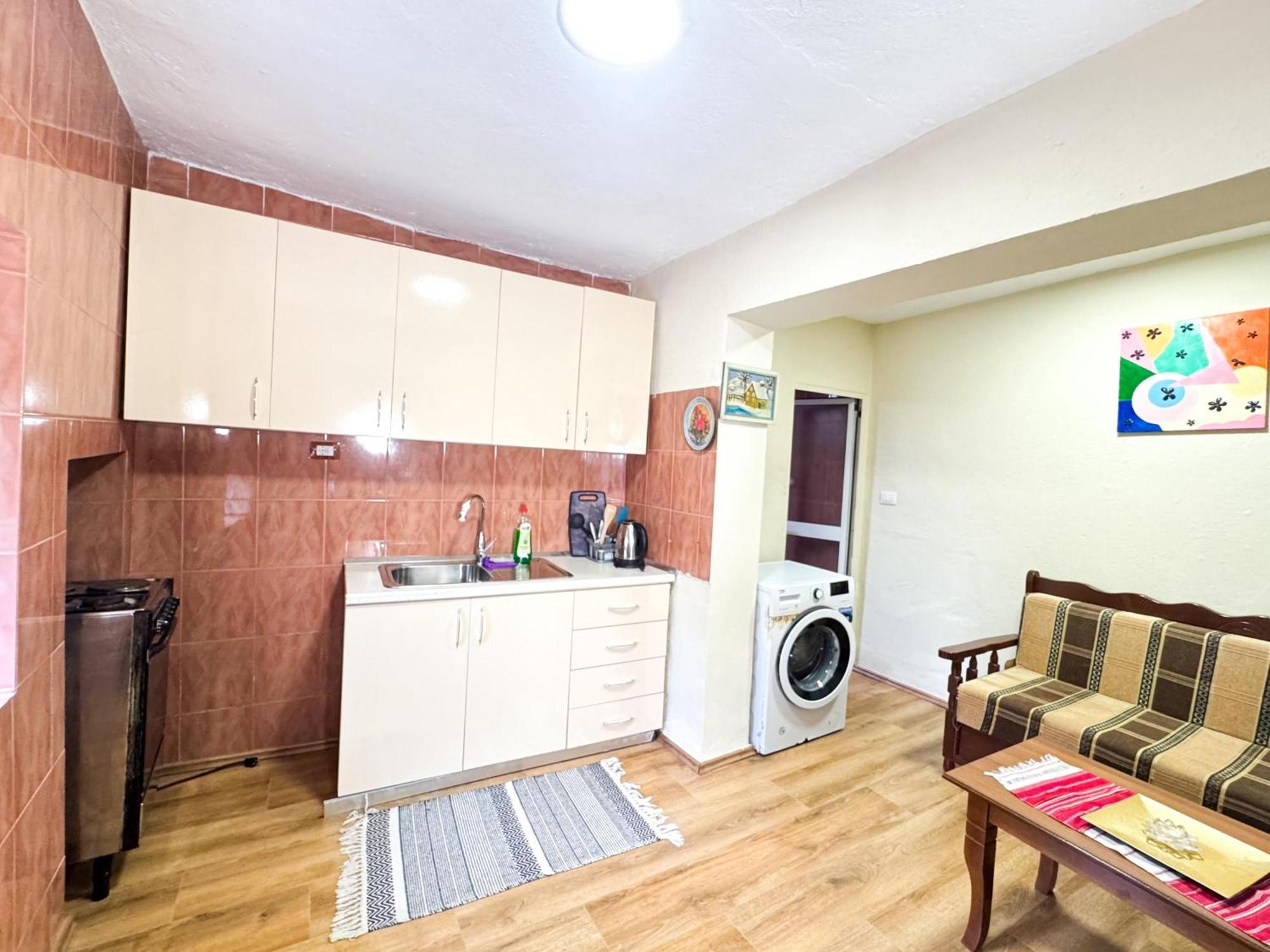 Shkodra Guest House & Trips Exterior foto