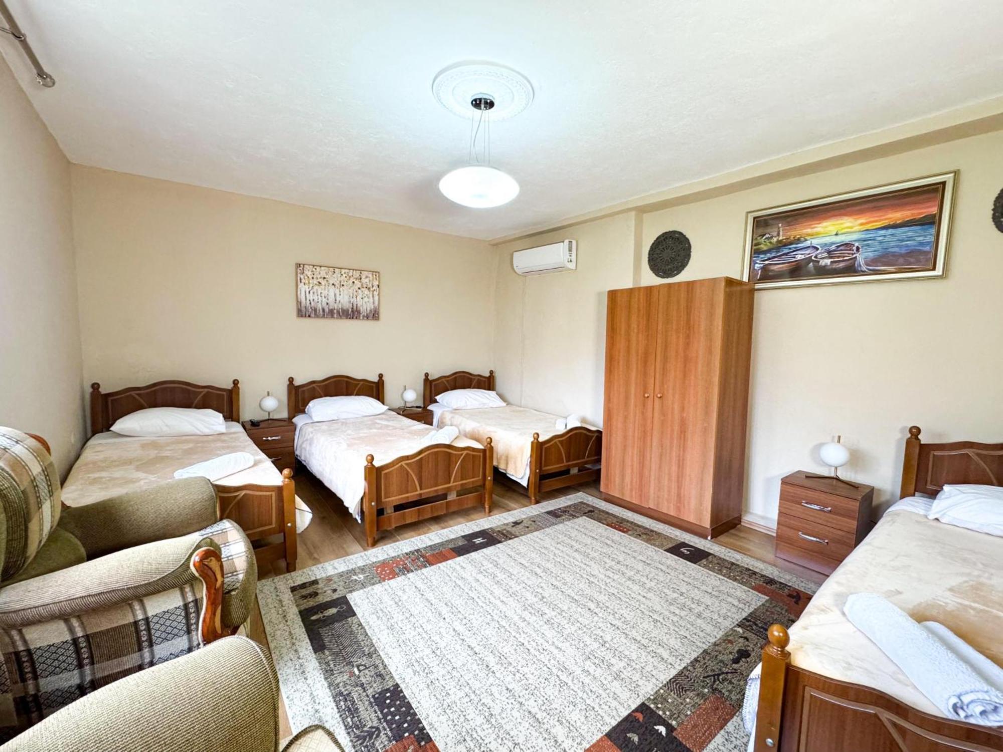 Shkodra Guest House & Trips Exterior foto